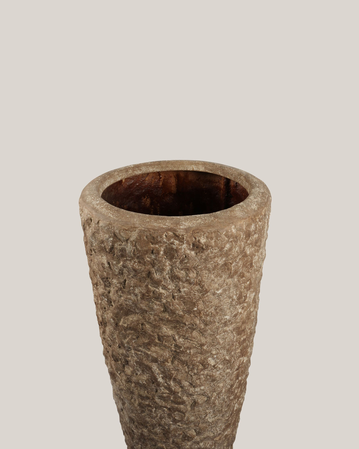 Tapered Chisle Conical Planter