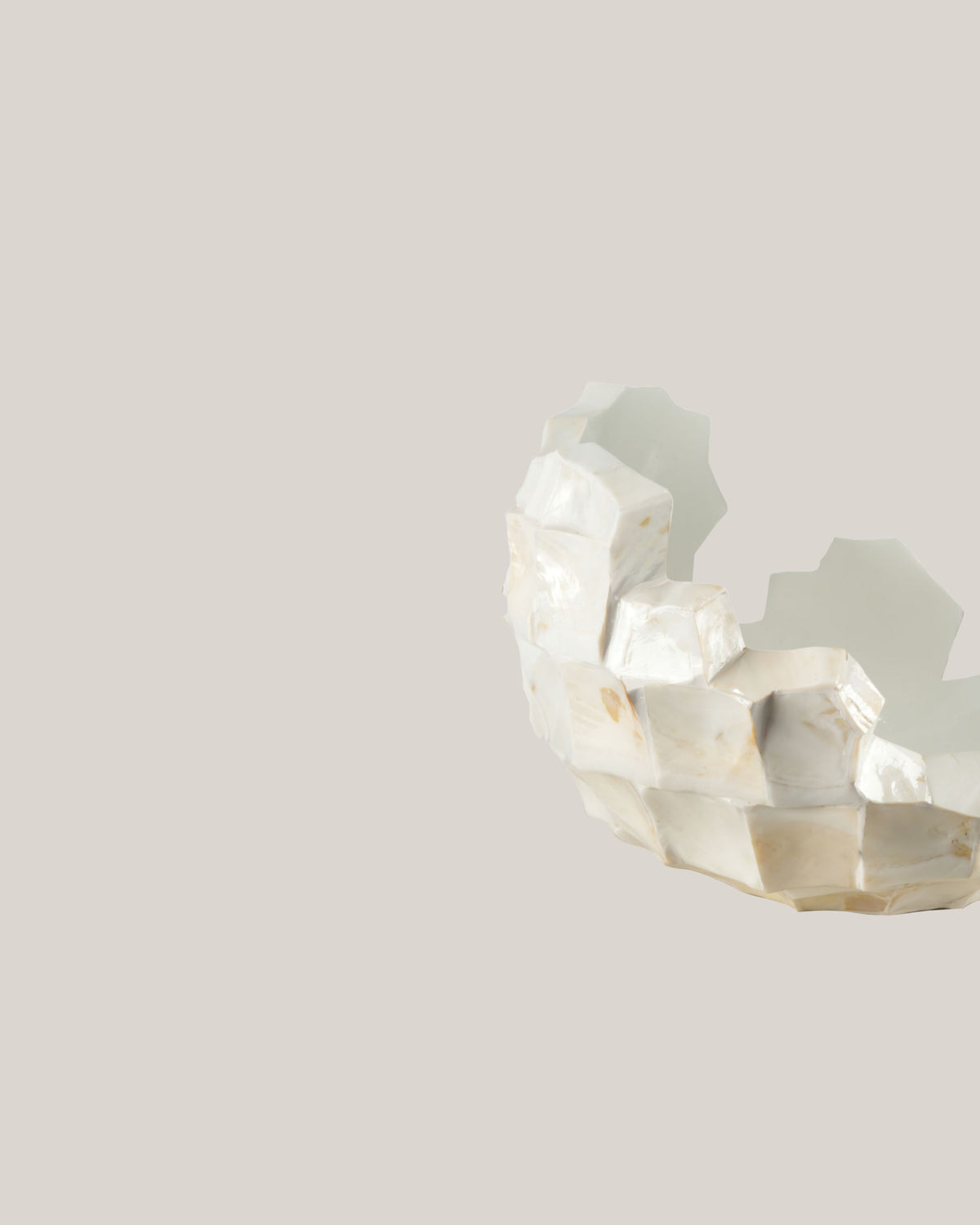 Broken Egg MOP White
