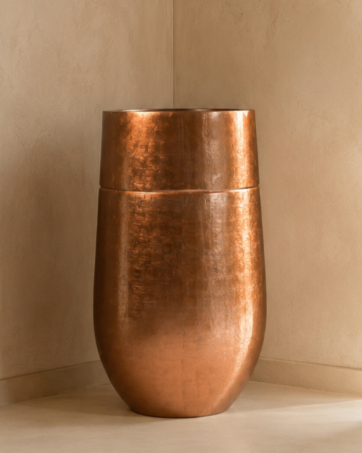 Redrop Wine Leaf Planter