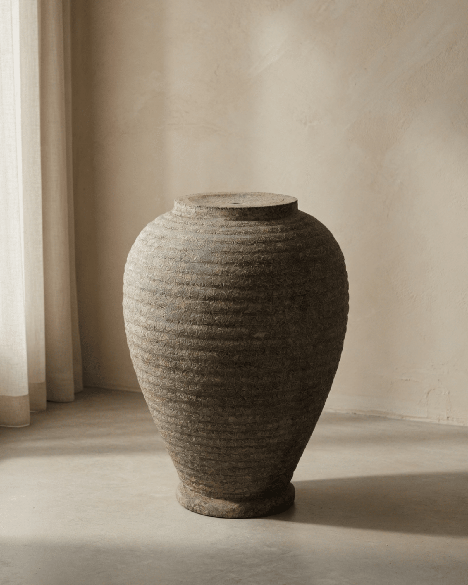 Alibaba Ribbed Antique Polystone - Folivana Store
