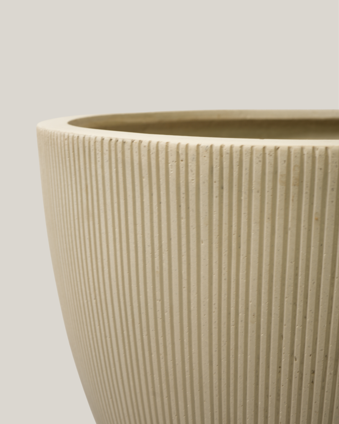 GD Egg Pot White