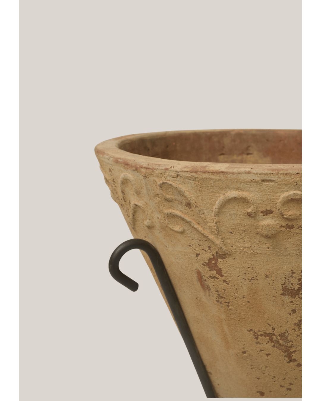 GD Pyramid Pot - Folivana Store