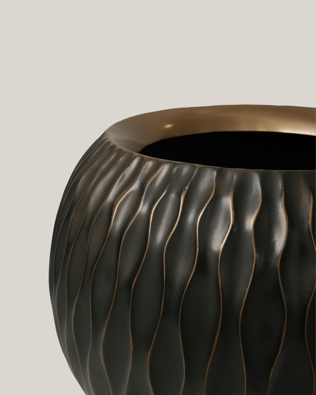 Globe Antique Bronze - Folivana Store