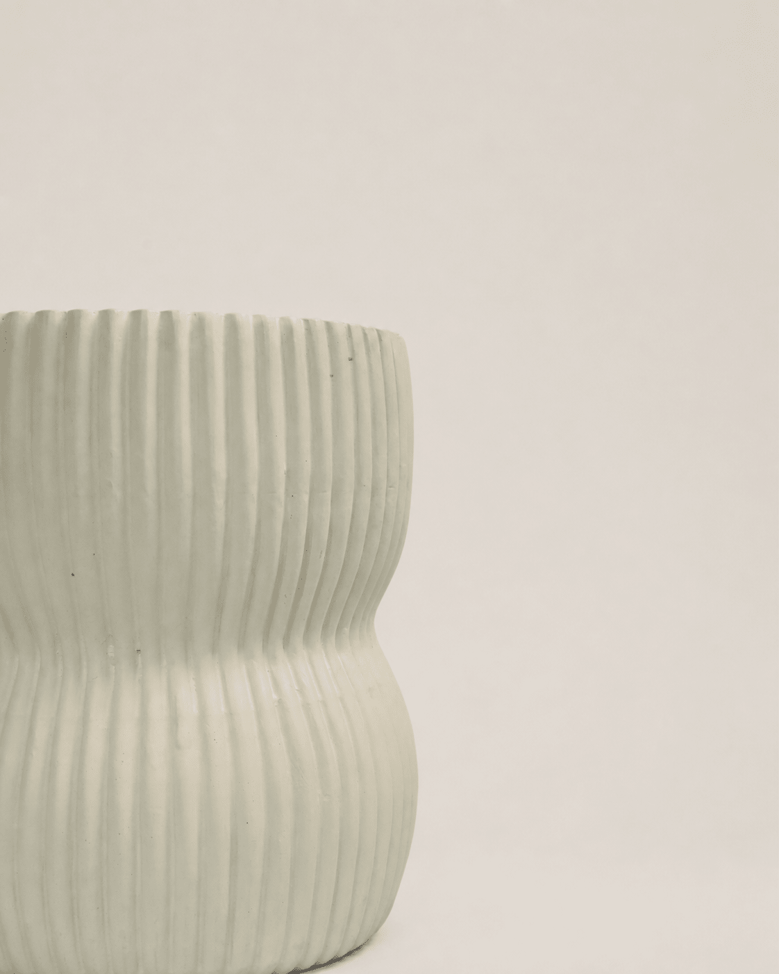 Grooved Fiberclay Pot White - Folivana Store